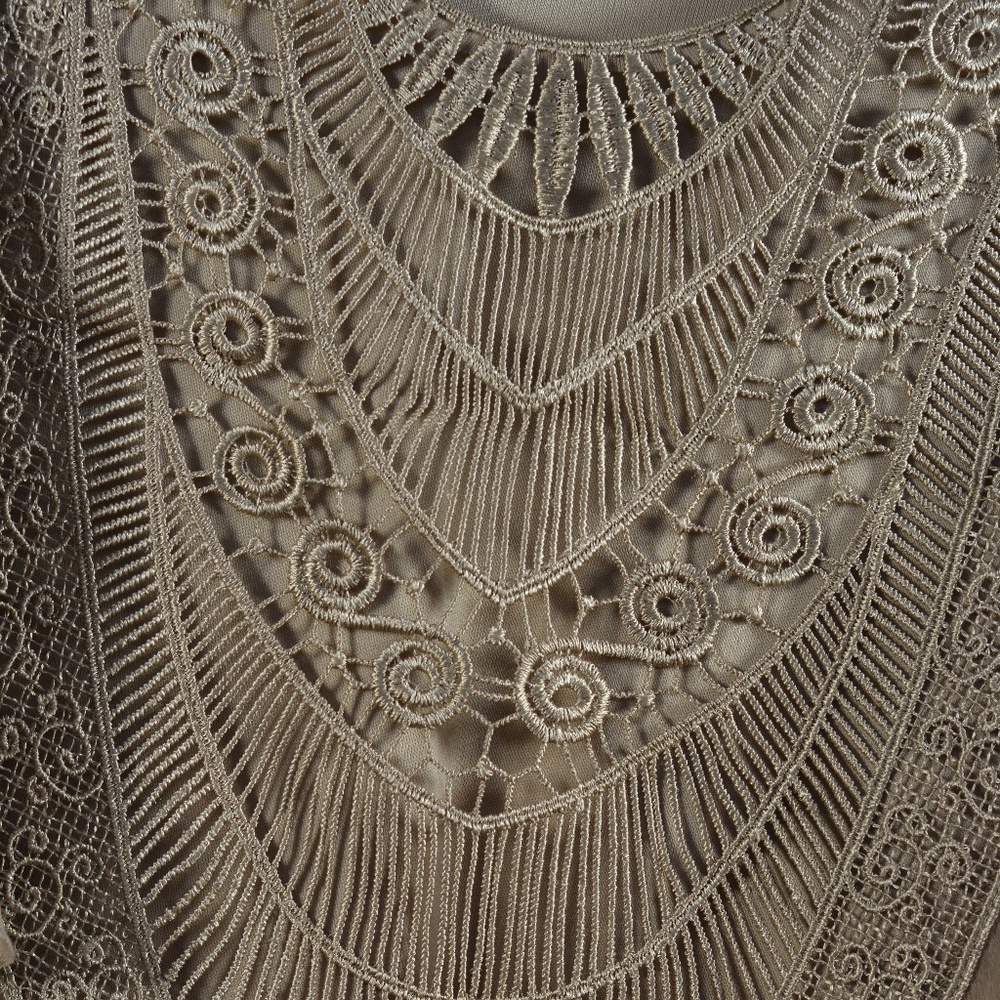 Embellished Tan Chiffon Style Top SZ L Peridot